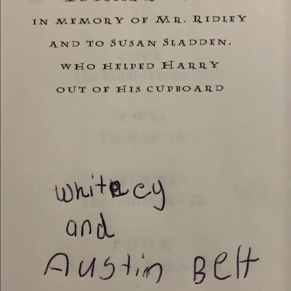 Harry Potter Book - Picture 4 of 4